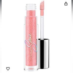 NWT MAC Selena Bidi Bidi Bom Bom Lipglass
